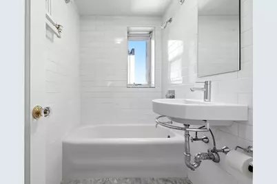 90 Commonwealth Ave #22, Boston, MA 02116 - Photo 18
