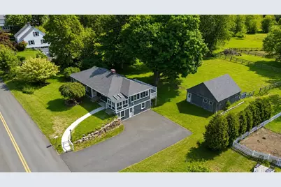 21 Center Street, Granby, MA 01033 - Photo 2