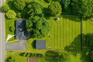 21 Center St, Granby, MA 01033 - Photo 4