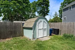 37 Wellman St, Beverly, MA 01915 - Photo 26