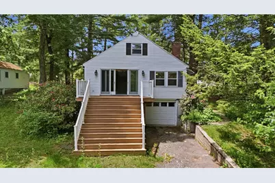 28 Lake Dr, Wilbraham, MA 01095 - Photo 2