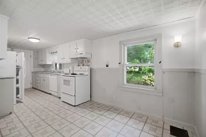 28 Lake Dr, Wilbraham, MA 01095 - Photo 14