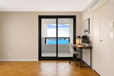 65 E India Row #15C, Boston, MA 02110 - Photo 4
