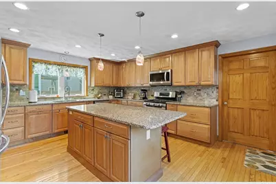 341 Linwood St, Lynn, MA 01901 - Photo 12