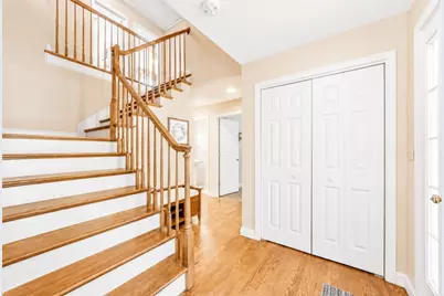 323 Oakhill Ave, Attleboro, MA 02703 - Photo 2