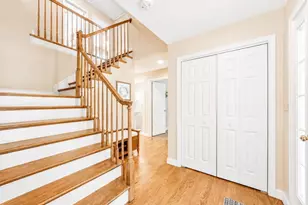 323 Oakhill Ave, Attleboro, MA 02703 - Photo 2