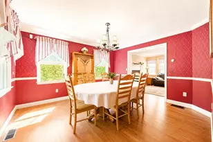 323 Oakhill Ave, Attleboro, MA 02703 - Photo 6