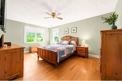 323 Oakhill Ave, Attleboro, MA 02703 - Photo 10