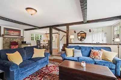 354 High St, Pembroke, MA 02359 - Photo 6