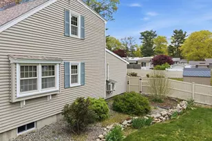 9 Joseph St, Acushnet, MA 02743 - Photo 2