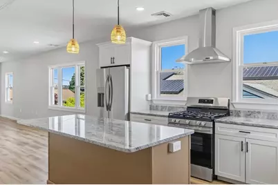 72 South Ave, Revere, MA 02151 - Photo 8