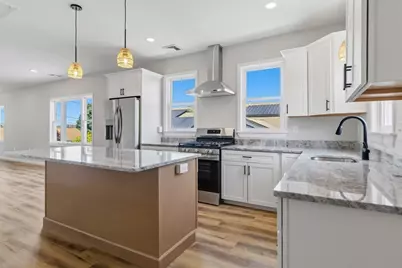 72 South Ave, Revere, MA 02151 - Photo 6