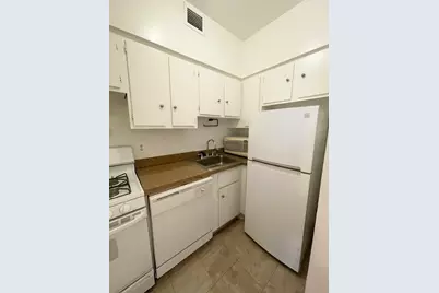 13 Bowdoin Street #1C, Boston, MA 02114 - Photo 6