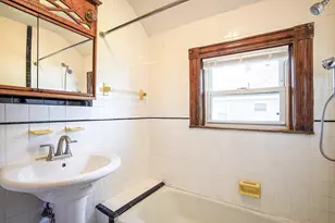 43 Oak St, Ludlow, MA 01056 - Photo 16