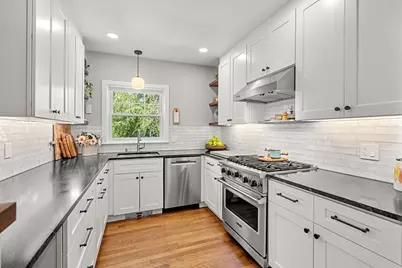 67 Humphrey St #1, Marblehead, MA 01945 - Photo 18
