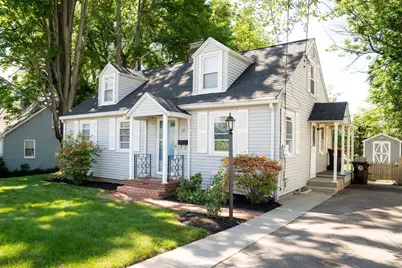69 Alhambra Cir S, Agawam, MA 01001 - Photo 2