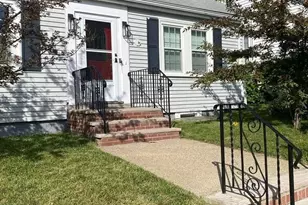 41 Bronx Rd, Boston, MA 02132 - Photo 2
