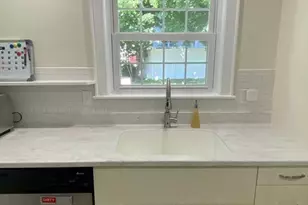 41 Bronx Rd, Boston, MA 02132 - Photo 6