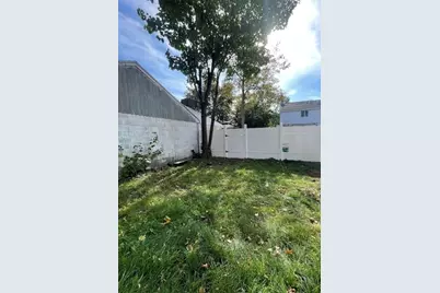 64 Trafford #6, Quincy, MA 02169 - Photo 8