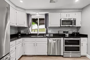 395 Lowell St, Peabody, MA 01960 - Photo 12