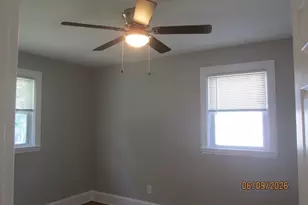 535 Shirley Ave, Somerset, MA 02725 - Photo 12