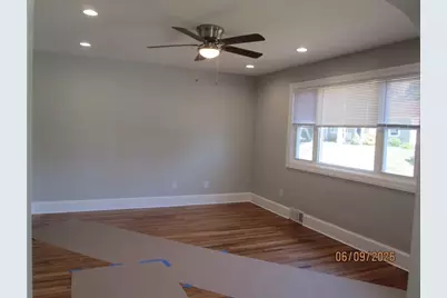 535 Shirley Ave, Somerset, MA 02725 - Photo 10