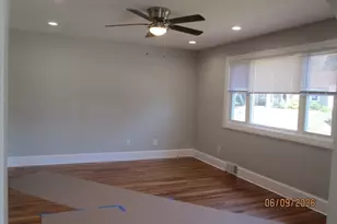 535 Shirley Ave, Somerset, MA 02725 - Photo 10