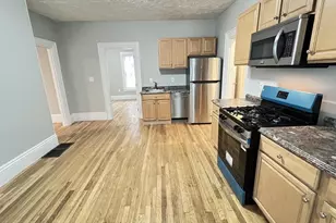 31 Ridgeway St, Lynn, MA 01902 - Photo 1