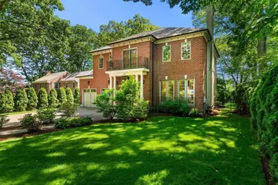 129 Rangeley Rd, Brookline, MA 02467 - Photo 2