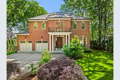 129 Rangeley Rd, Brookline, MA 02467 - Photo 2