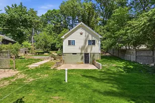 10 Fir, Pembroke, MA 02359 - Photo 2