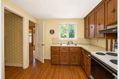 37 Senator Ave, Agawam, MA 01001 - Photo 14