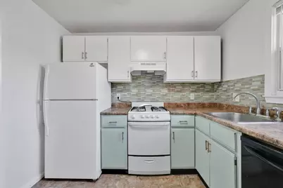 524 Cold Spring Ave #2A, West Springfield, MA 01089 - Photo 6