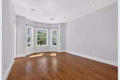 36 Rossmore St #2, Somerville, MA 02143 - Photo 2