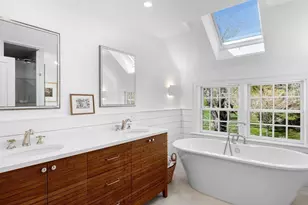 111 Slades Corner Rd, Dartmouth, MA 02748 - Photo 18
