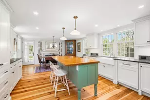 111 Slades Corner Rd, Dartmouth, MA 02748 - Photo 8