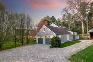 111 Slades Corner Rd, Dartmouth, MA 02748 - Photo 24