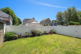 37 Sheridan Ave, Medford, MA 02155 - Photo 20