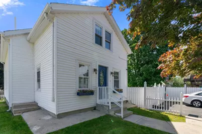 48 Hudson St, Attleboro, MA 02703 - Photo 2