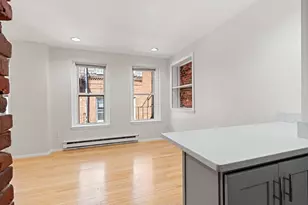 38A Charter St, Boston, MA 02113 - Photo 8