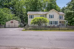 26 Groton St, Pepperell, MA 01463 - Photo 2