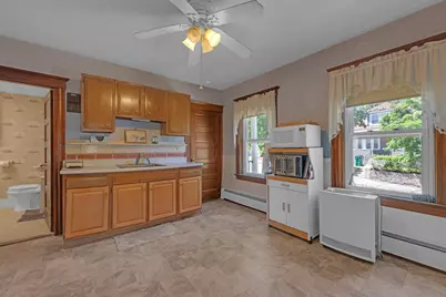 251 Boutelle St, Fitchburg, MA 01420 - Photo 10