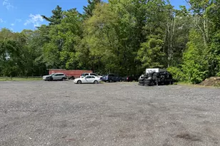 33 Buttonwood Rd, Amesbury, MA 01913 - Photo 1