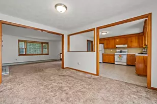 8 Main St, Wilmington, MA 01887 - Photo 10
