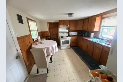 56 Harrison St, Leominster, MA 01453 - Photo 20