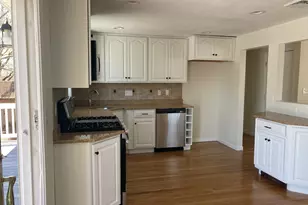 35 Donna St, Brockton, MA 02302 - Photo 4