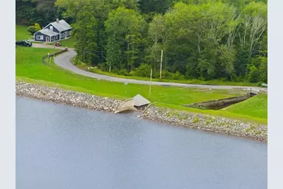 223 Reservoir  Rd, Smithfield, RI 02859 - Photo 6
