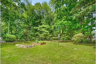 7 Pine Hill Rd, Bedford, MA 01730 - Photo 24