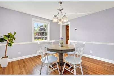 7 Pine Hill Rd, Bedford, MA 01730 - Photo 6