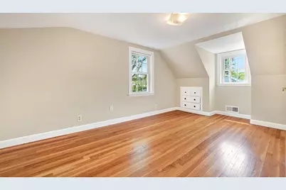 7 Pine Hill Rd, Bedford, MA 01730 - Photo 16